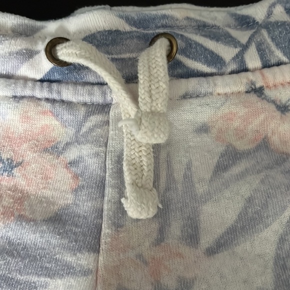 Vintage Havana shorts - Picture 3 of 3